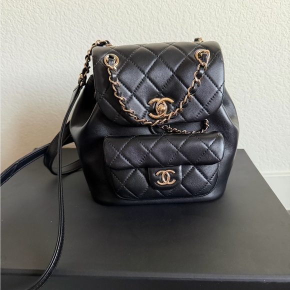 Chanel Duma Drawstring Backpack Quilted Lambskin Small Black - Picture 2 of 13